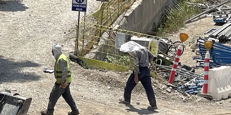 Adana’da nem ile hissedilen sıcaklık 50 dereceye ulaştı