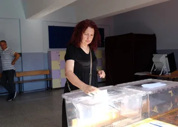 Bursa’da çifte vatandaşlar Bulgaristan için sandığa gitti