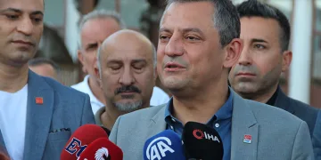 “Bizim üzerimizden değil, birbirleriyle konuşsunlar”