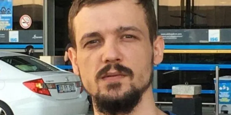 Köpeklerin aynı bölgede havlaması, cesedi ortaya çıkardı
