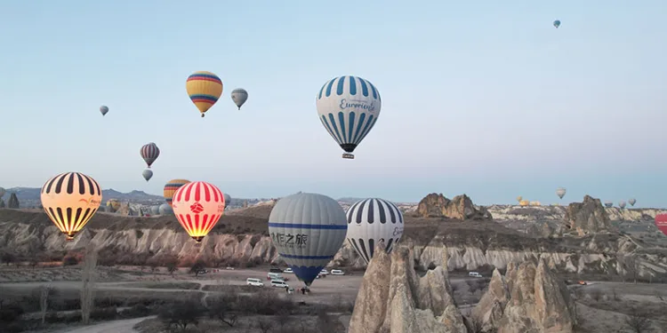 Pilotlar 300 saatlik eğitimden geçiyor