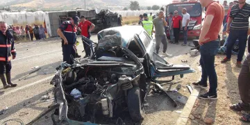 Mersin’de otobüsler zincirleme kazaya karıştı: 2 ölü, 35 yaralı
