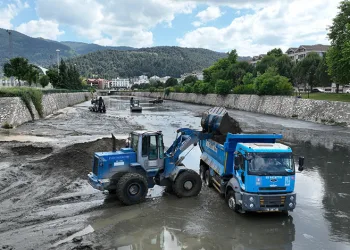 BUSKİ’den derelere yaz temizliği