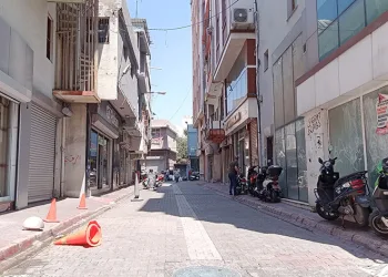 10 yaşındaki çocuk asansörde sıkışarak can verdi