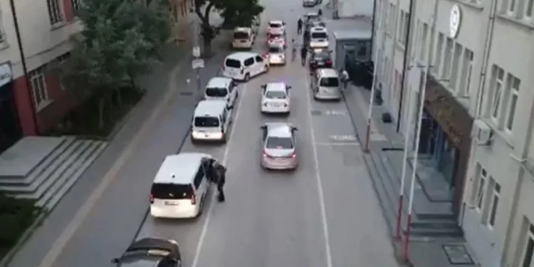 Polisin geniş kapsamlı uyuşturucu operasyonu