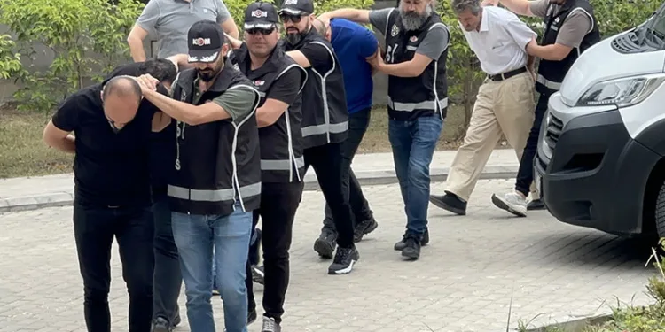 Bursa’da ölü soyucu organize suç örgütüne darbe