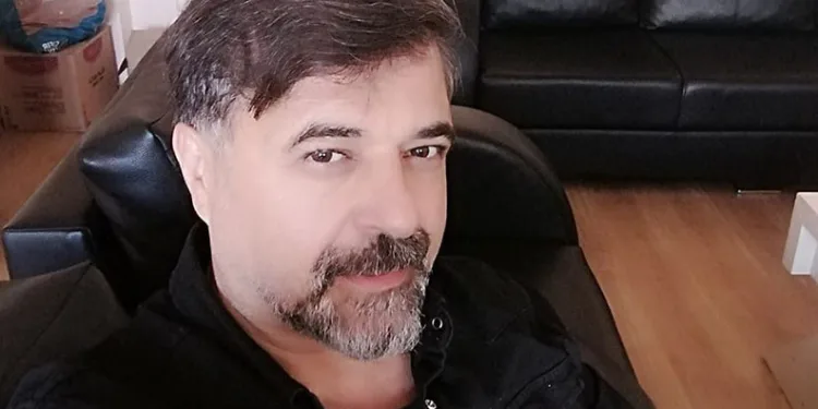Kozan’da okul müdürü darp edildi