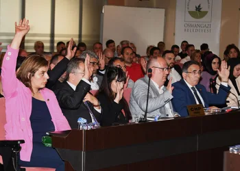 Bursa’da meclis toplantısı ilk defa canlı yayınlandı