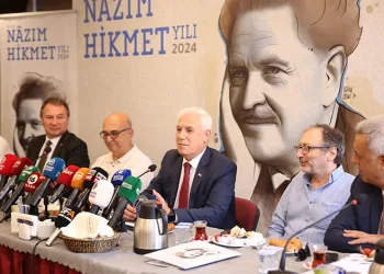Nazım Hikmet yıl boyunca Bursa’da anılacak