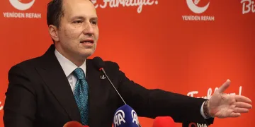 “Bu büyüme, millet için fakirleşerek büyümedir”