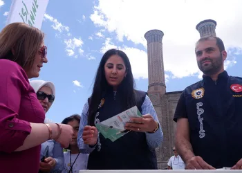 Tek tuşla uyuşturucu tacirlerini ihbar programı