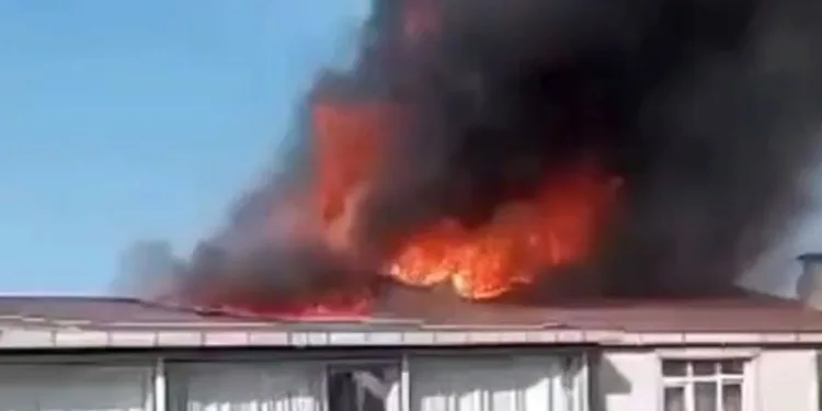 Çay demlemek isterken yangın çıktı