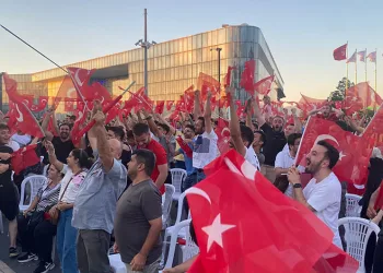 Bursa’da milli heyecan dev ekranda yaşandı