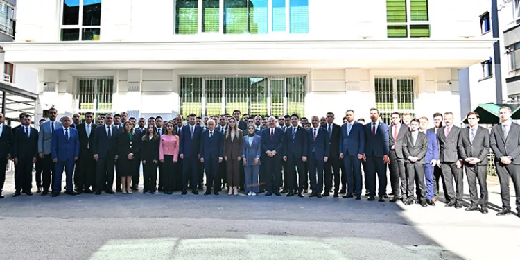 Bahçeli, Ülkü Ocakları Eğitim ve Kültür Vakfı’nı ziyaret etti