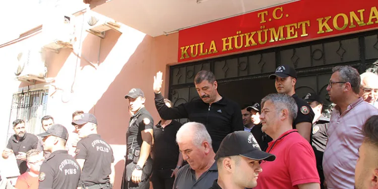 CHP’li belediye başkanı tutuklandı