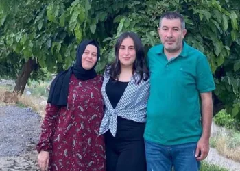 Kalbine yenik düşen muhtarın eşi muhtar seçildi