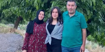Kalbine yenik düşen muhtarın eşi muhtar seçildi