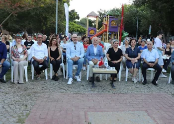Nazım Hikmet şiirleriyle anıldı