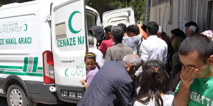 Gaziantep’te feci kaza: 2 ölü, 6 yaralı