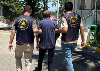 Jandarma iğneyle kuyu kazdı