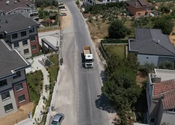 Kamyon şoförünün polisten ölümüne kaçışı kamerada