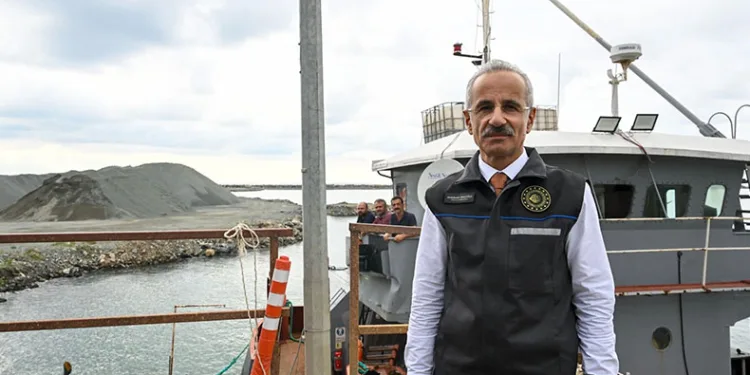 “5 milyon 960 bin metreküp deniz dibi tarama faaliyeti gerçekleştirdik”