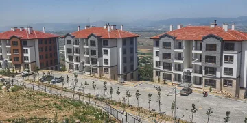TOKİ’lerde anahtarlar teslim edildi