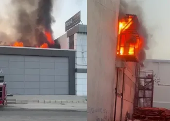 Adana’da mobilya imalathanesinde yangın