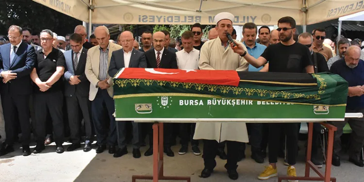Milletvekili Pakyürek’in cenazesi toprağa verildi