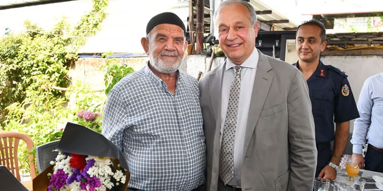 Başkan Erdem’den şehit ailesine ziyaret