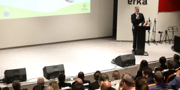 Başka bir dünya yok