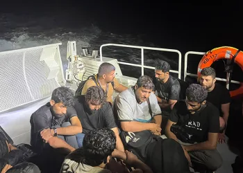 Datça’da 13 düzensiz göçmen yakalandı