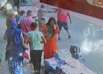 Yere çöp attı diye uyardığı kişiyle girdiği kavgada bıçaklandı