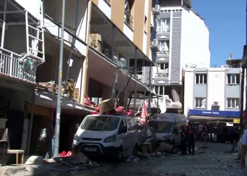 İzmir’de doğal gaz patlaması: 5 ölü, 57 yaralı