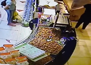 Düşen altın iyilik zinciriyle sahibine ulaştırıldı