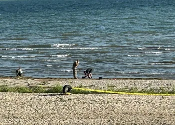 Bulunan el bombaları imha edilmek üzere gölden çıkarıldı