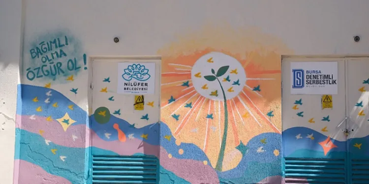 Mesajlarını grafiti çalışması ile verdiler