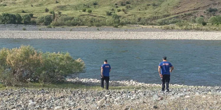 14 yaşındaki çocuk Murat Nehri’nde kayboldu