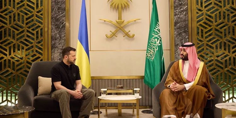 Zelenskiy’den Suudi Arabistan’a sürpriz ziyaret
