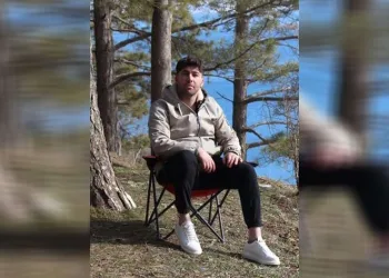 Duş alırken elektrik akımına kapıldı