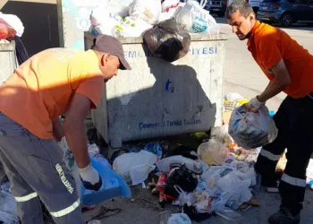Gemlik’te temizlik seferberliği sürüyor