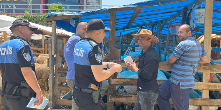 Polis ekiplerinden sahte para uyarısı