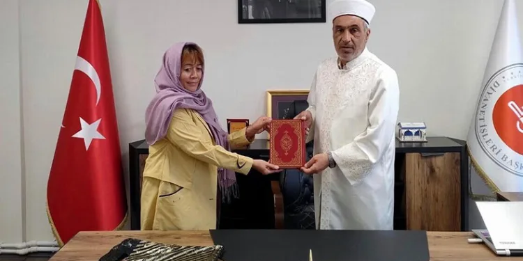 Filipinli kadın Bursa’da müslüman oldu