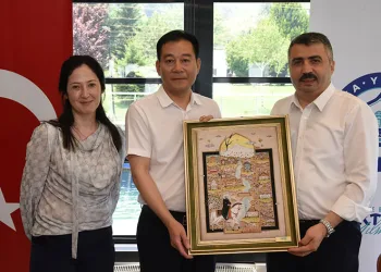 Başkan Yılmaz, Çin heyetini ağırladı