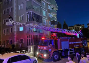 Haber alınamayan kadın evinde ölü bulundu