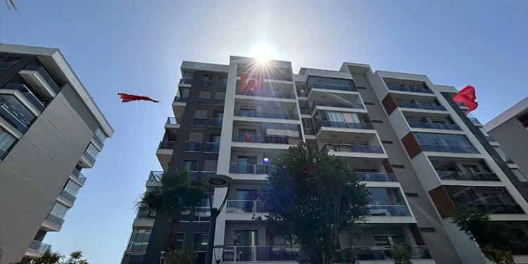 İzmir’e çifte şehit ateşi düştü