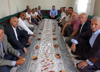 Asırlardır süren bayramlaşma geleneği