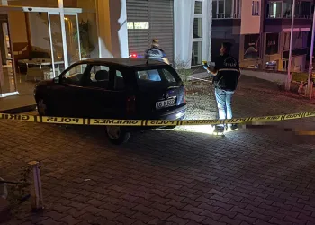 4. kattan düşen çocuk hayatını kaybetti