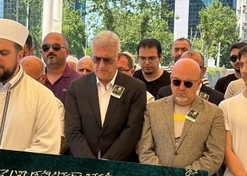 Ünlü sanatçı Fatma Karanfil’in cenazesinde vefasızlık