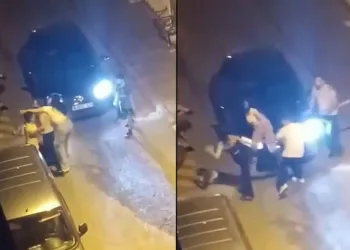 Kız arkadaşlarıyla kavga etti, sokak boks ringine döndü